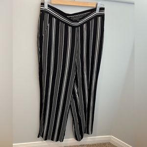 Striped wide-leg flowy summer pant